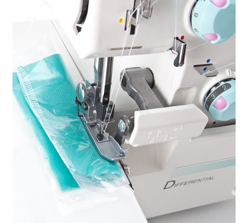 ოვერლოქის მანქანა TOYOTA 354D